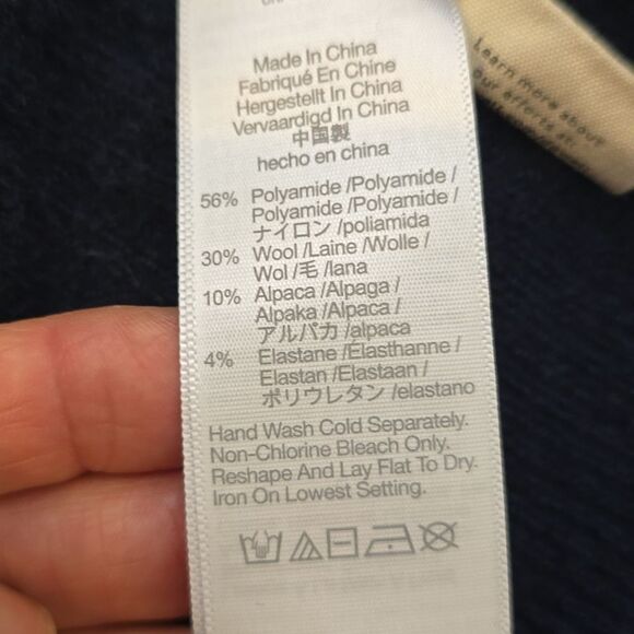 Madewell Cameron Ribbed Cardigan Sweater in Coziest Yarn- Navy Small small - Picture 9 of 10